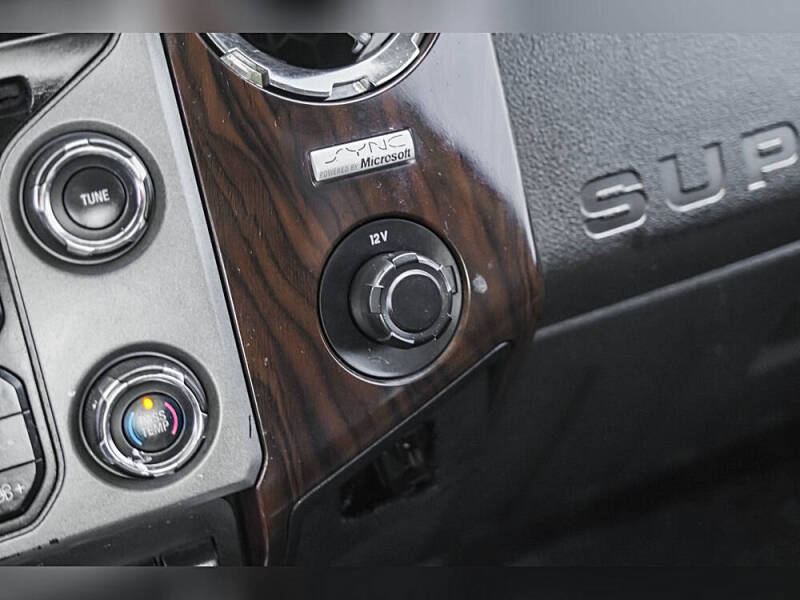 2013 Ford F-350 Super Duty Lariat