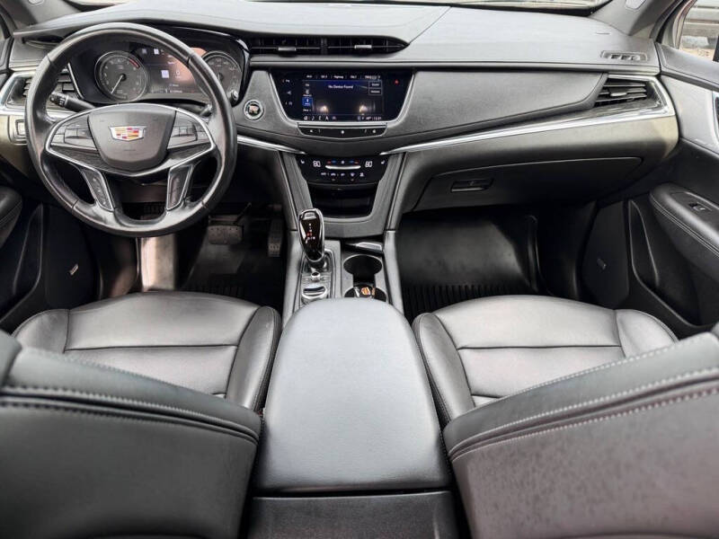 2021 Cadillac XT5 Premium Luxury