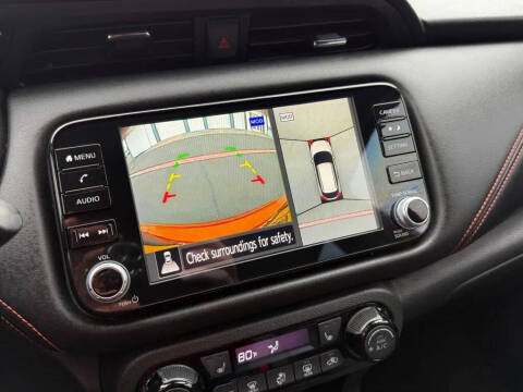 2021 Nissan Kicks SR