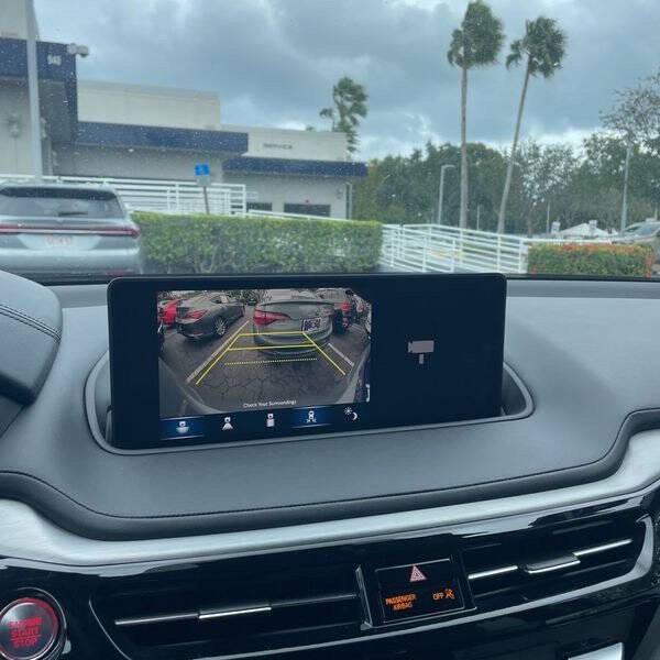 2024 Acura MDX w/Tech