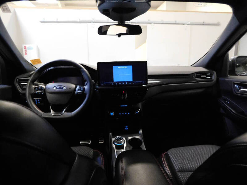 2023 Ford Escape ST-Line Select