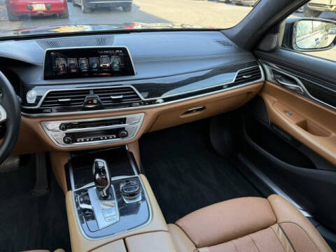2016 BMW 7 Series 750i xDrive