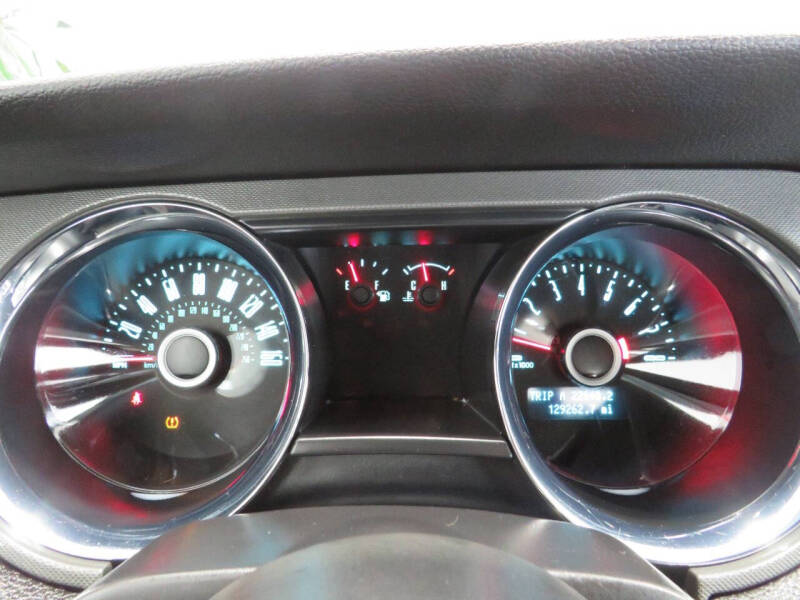 2014 Ford Mustang V6