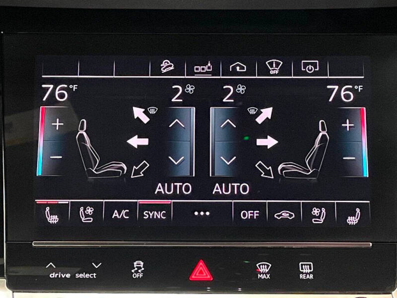 2019 Audi e-tron quattro Prestige