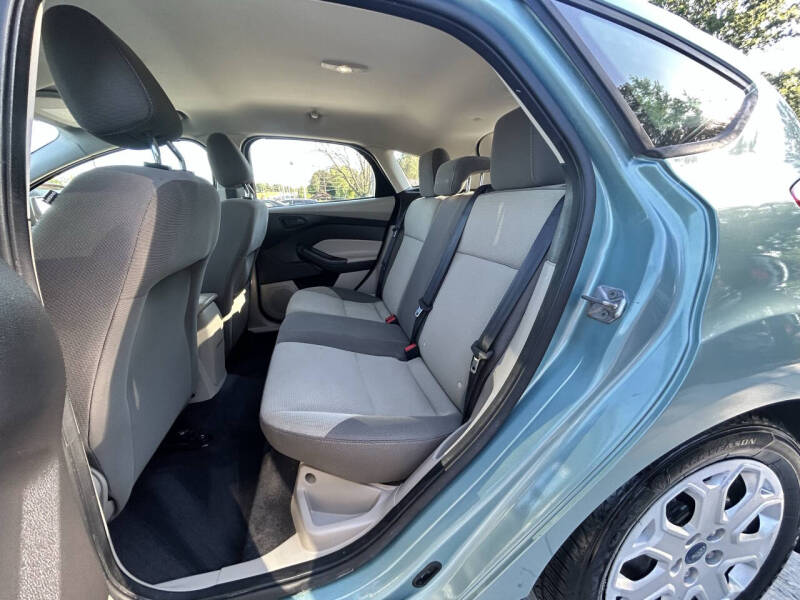 2012 Ford Focus SE