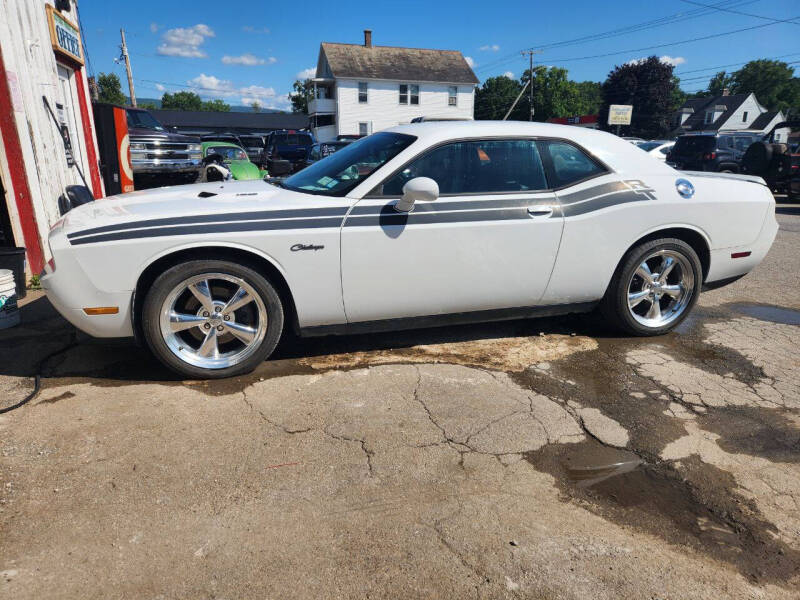 2011 Dodge Challenger for sale at Southern Vermont Auto in Bennington VT