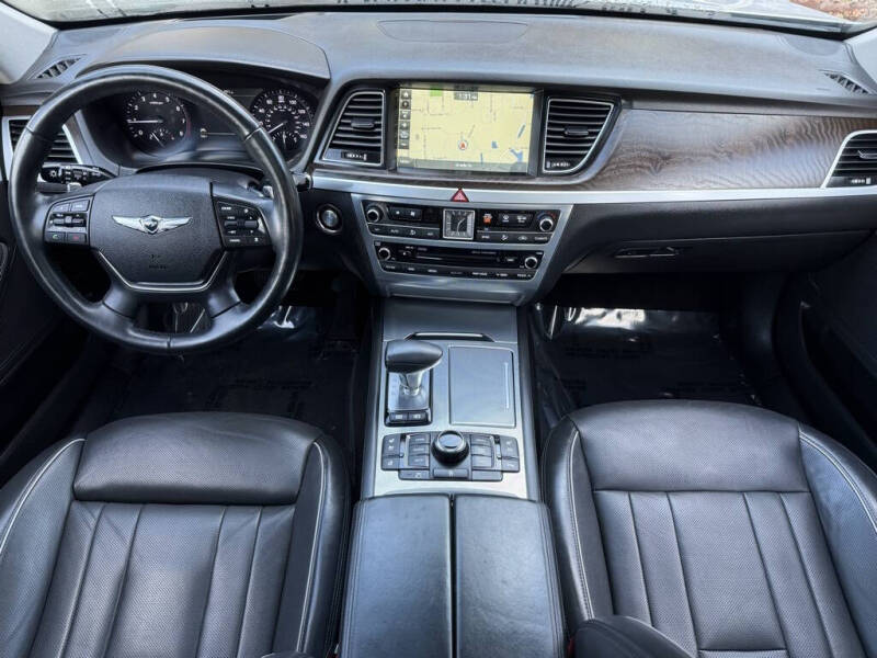 2018 Genesis G80