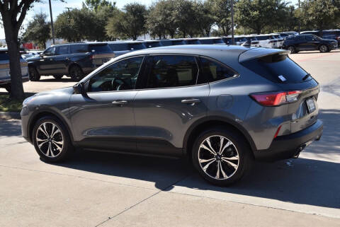 2022 Ford Escape SE