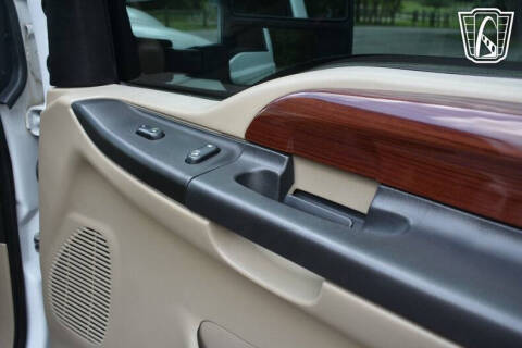 2005 Ford Excursion Eddie Bauer