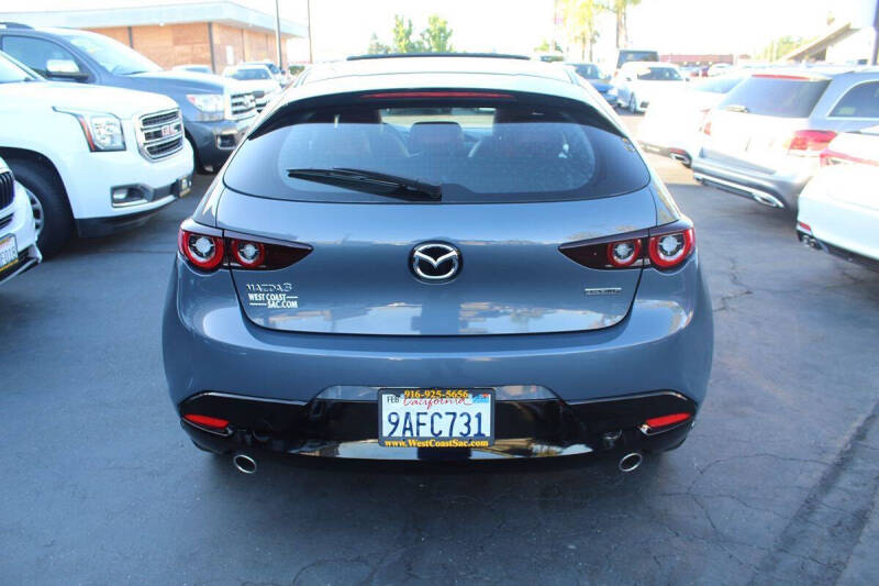 2022 Mazda Mazda3 Hatchback Carbon Edition