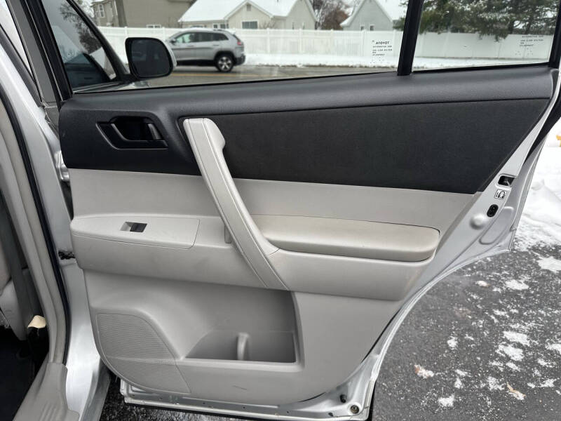 2013 Toyota Highlander Plus