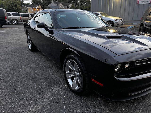 2016 Dodge Challenger SXT