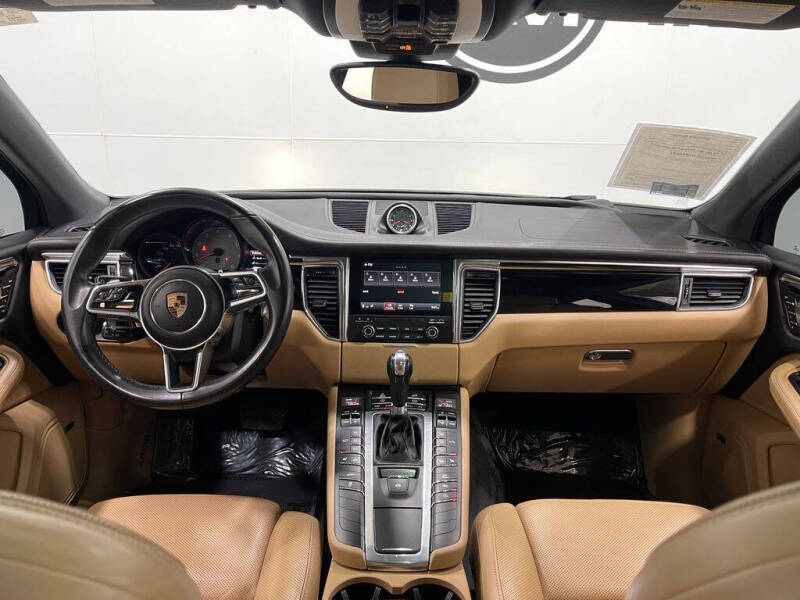 2017 Porsche Macan S