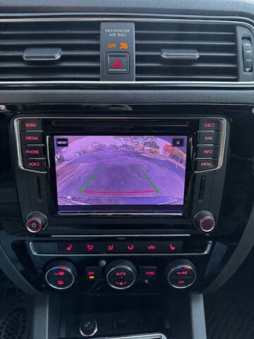 2017 Volkswagen Jetta 1.8T SEL