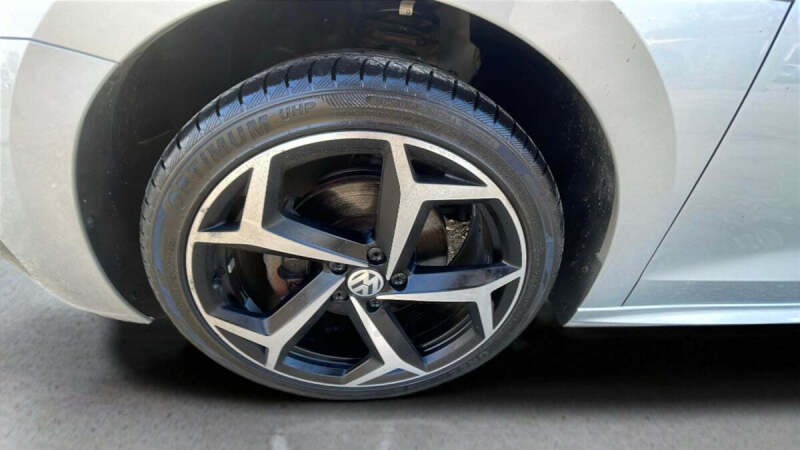 2020 Volkswagen Passat R-Line