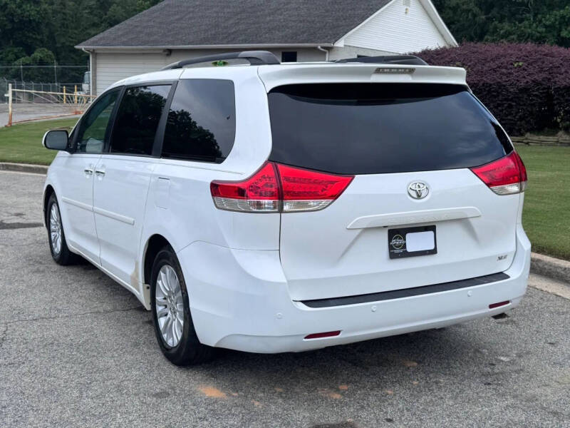 2014 Toyota Sienna