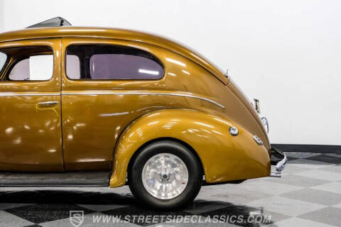 1940 Ford Deluxe