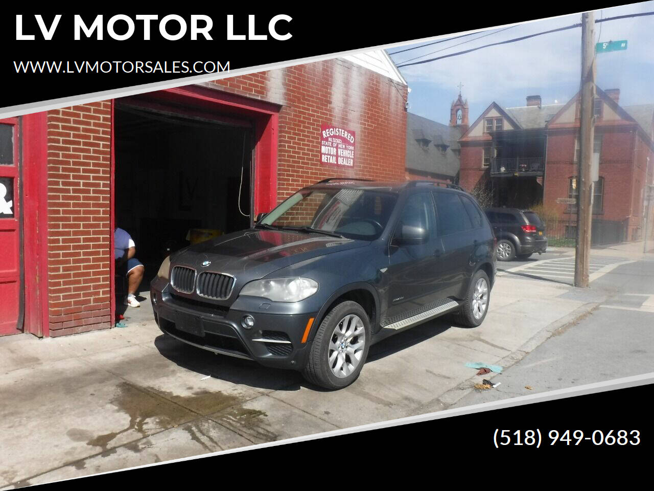 LV MOTOR LLC – Car Dealer in Troy, NY