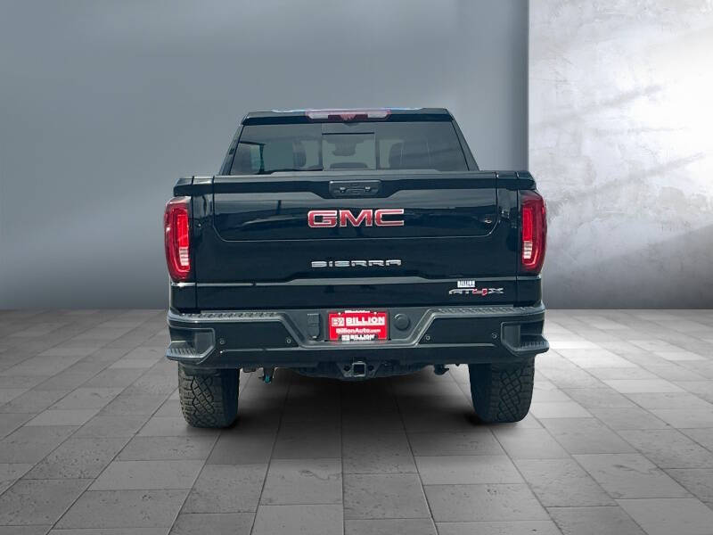 2023 GMC Sierra 1500 AT4X
