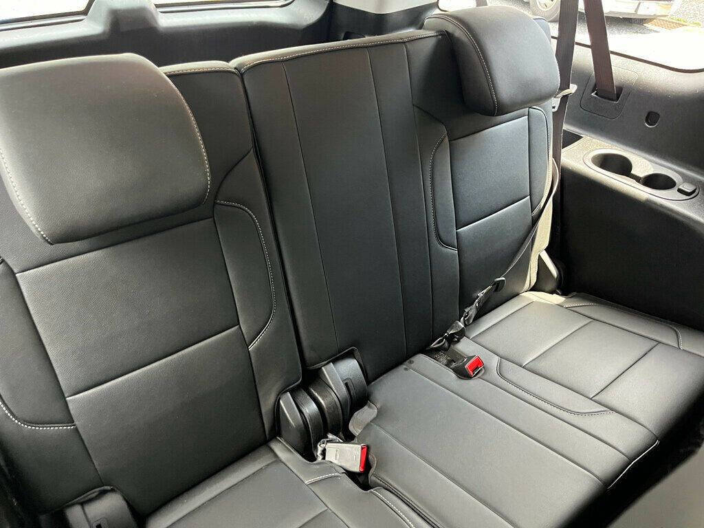 2019 Chevrolet Suburban 38