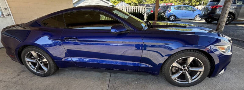 2016 Ford Mustang V6