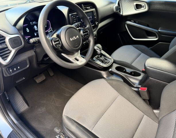 2023 Kia Soul LX