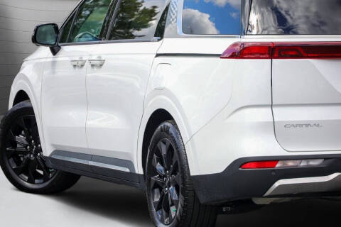 2024 Kia Carnival SX