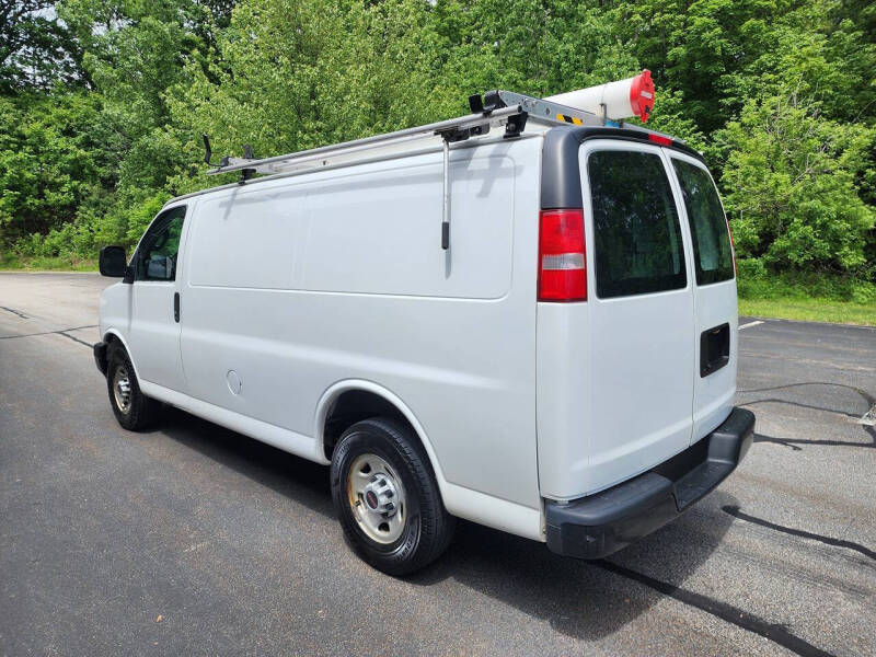 2019 GMC Savana 2500