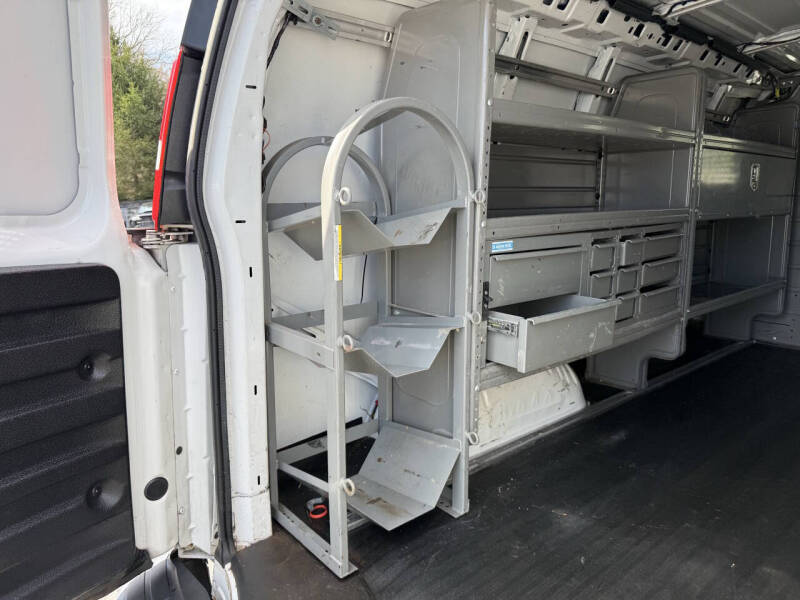 2019 Chevrolet Express 2500
