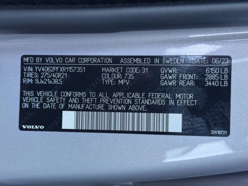 2024 Volvo XC90 B6 Ultimate Bright Theme 7P