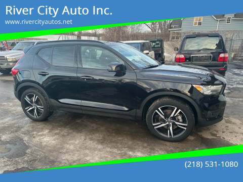 2022 Volvo XC40 for sale at River City Auto Inc. in Fergus Falls MN
