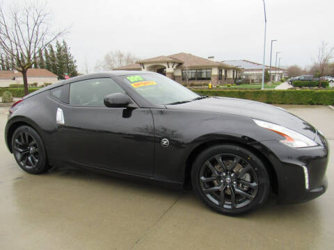 2017 Nissan 370Z for sale at 2Win Auto Sales Inc in Oakdale CA