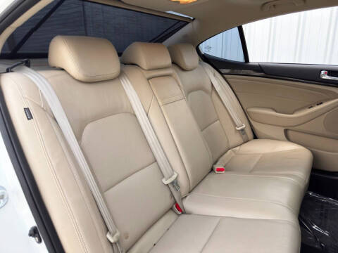 2014 Kia Cadenza Premium