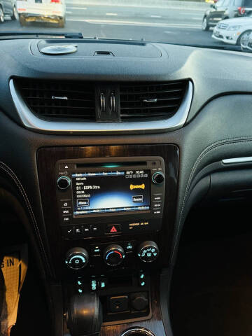 2016 Chevrolet Traverse LT