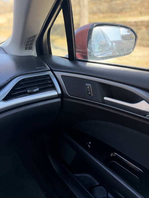 2013 Ford Fusion Hybrid SE