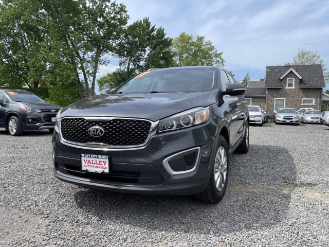 2017 Kia Sorento LX's photo