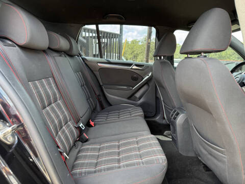 2014 Volkswagen GTI Wolfsburg Edition PZEV