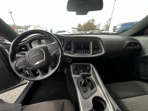 2021 Dodge Challenger SXT