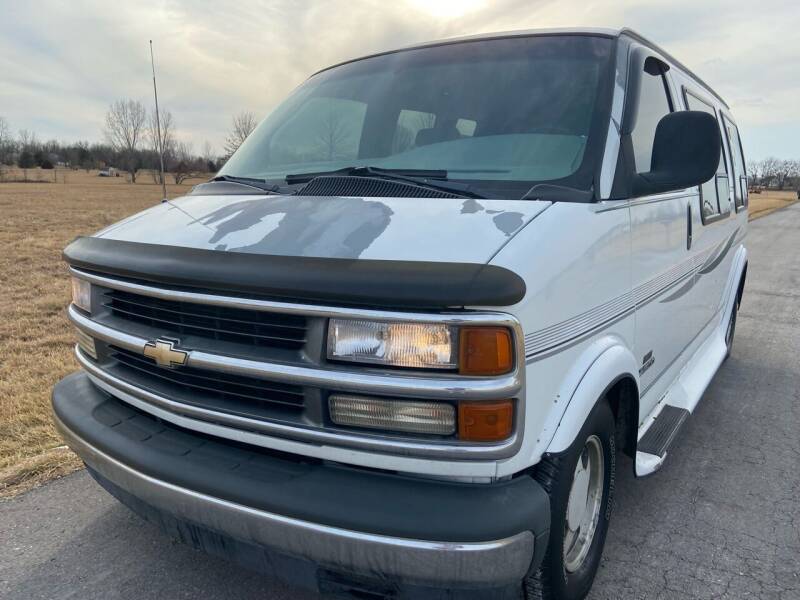 2000 Chevrolet Express Cargo for sale at Nice Cars in Pleasant Hill MO