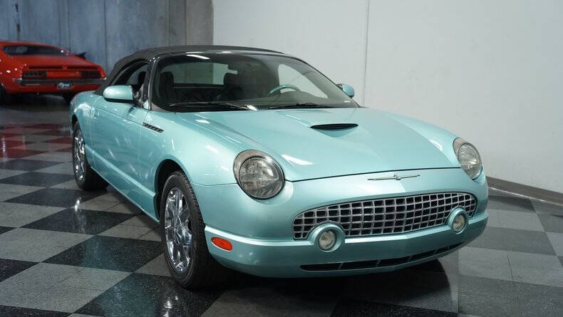 2002 Ford Thunderbird Deluxe