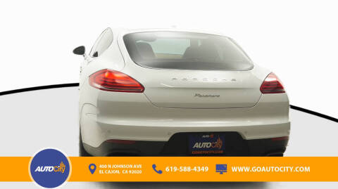 2015 Porsche Panamera