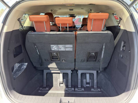 2022 Kia Carnival SX