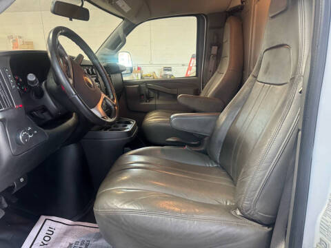 2017 Chevrolet Express 3500