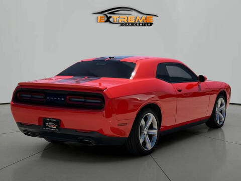 2017 Dodge Challenger SXT