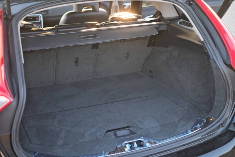 2015 Volvo V60 T5 Drive-E Premier Plus