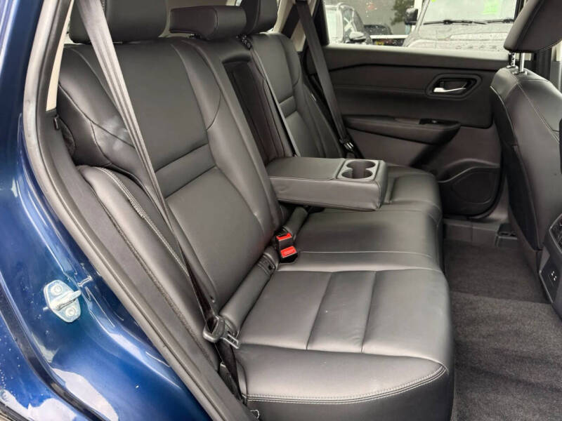 2026 Nissan Rogue SL