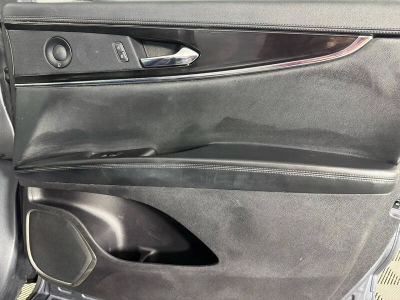 2021 Lincoln Nautilus Reserve