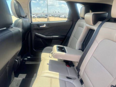 2022 Ford Escape SEL
