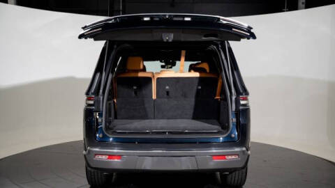 2022 Jeep Grand Wagoneer Series III