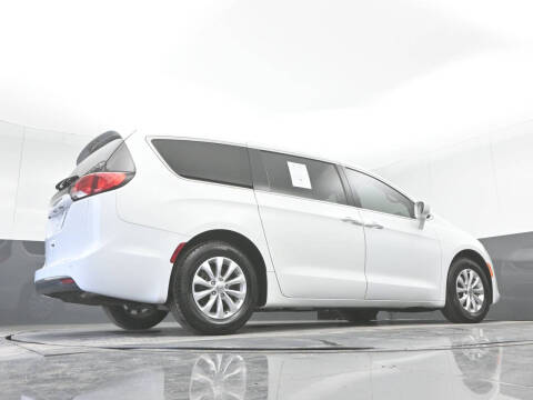 2018 Chrysler Pacifica Touring Plus